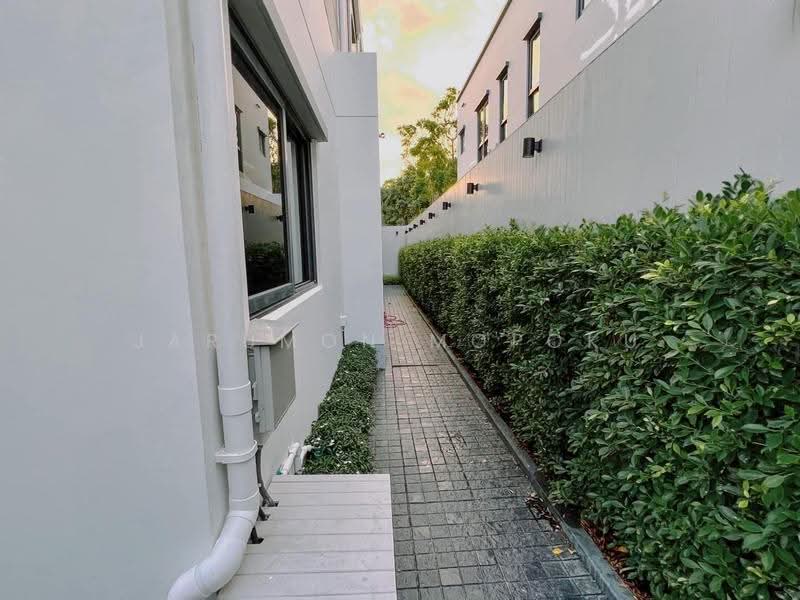 The City Sukhumvit-Onnut, Bangkok, 588/2 Soi On Nut 70/1, Prawet, Bangkok, 4 Bedrooms, 380 sqm, Single Detached House For Rent, by Jarumon Mopoku, 500556167 - DDproperty.com