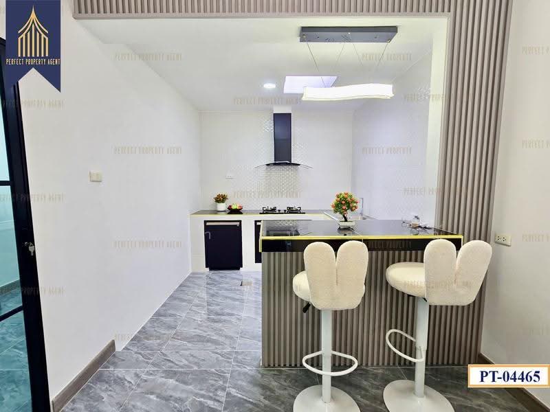 RNP Place, Bangkok, Lat Krabang, Bangkok, 3 Bedrooms, 100 sqm, Townhouse For Sale, by ปภัชญา ธนัตถ์ภรณ์, 500556205 - DDproperty.com