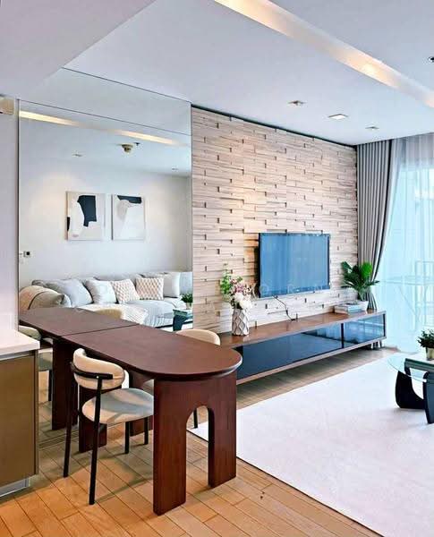 Siri At Sukhumvit, Bangkok, 902 Sukhumvit Road, Phra Kanong, Khlong Toei, Bangkok, 2 Bedrooms, 69 sqm, Condo For Sale, by Dechatorn Chichaiyang, 500556240 - DDproperty.com