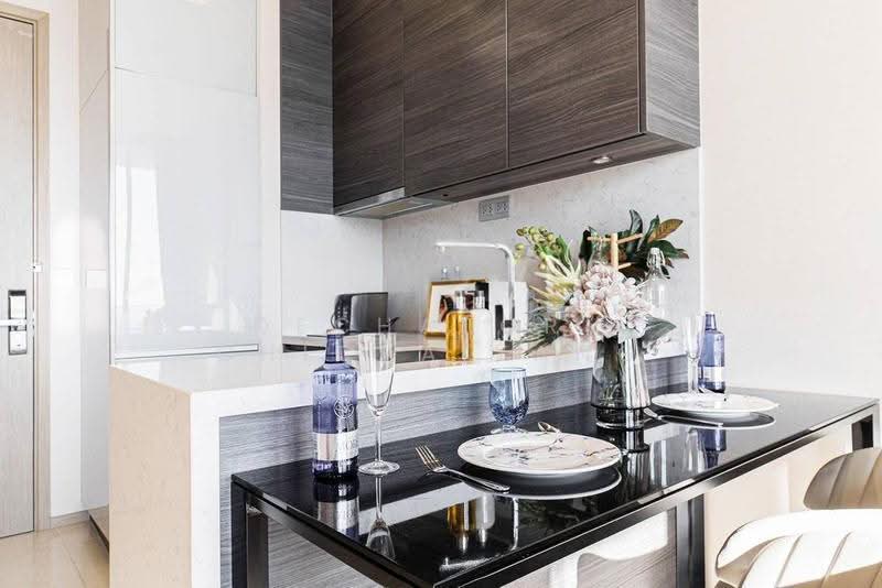 The Esse Asoke, bangkok, 333 Soi Sukhumvit 21, Sukhumvit Road, Khlongtoei Nua, Watthana, Bangkok, 1 Bedroom, 37 sqm, Condo For Sale, by Dechatorn Chichaiyang, 500556266 - DDproperty.com