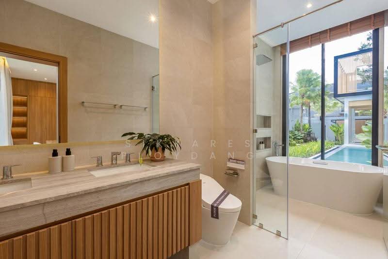 Mouana Grande Chalong Bay, Phuket, Chalong, Muang Phuket, Phuket, 5 Bedrooms, 4 sqm, Villa For Sale, by Sikkares Ploydang, 500556323 - DDproperty.com