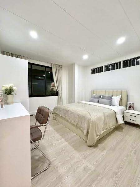 บ้านเดี่ยวห้วยขวาง, กรุงเทพ, ห้วยขวาง, กรุงเทพ, 350 ตร.ม., บ้านเดี่ยว ให้เช่า, โดย Achiwara Panusan, 500556341 - DDproperty.com