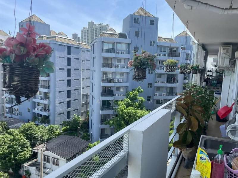 The Waterford Sukhumvit 50, Bangkok, 890 Soi Sukhumvit 50, Phra Kanong, Khlong Toei, Bangkok, 3 Bedrooms, 157 sqm, Condo For Sale, by Nat Tantirapan, 500556349 - DDproperty.com