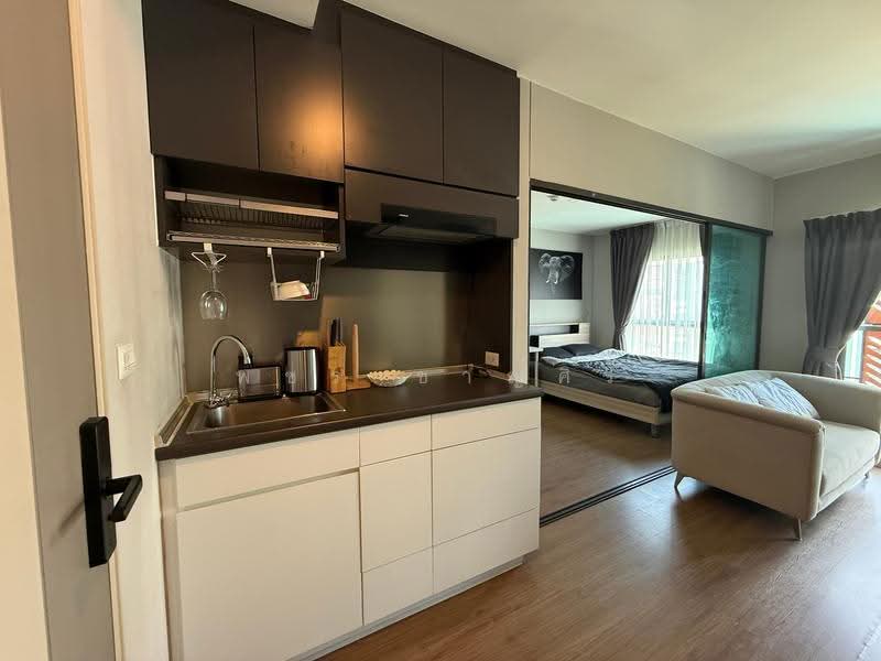 Lumpini Selected Charan 65-Sirinthon Station, Bangkok, Soi Charan Sanitwong 65, Bang Bamru, Bang Phlat, Bangkok, 1 Bedroom, 29 sqm, Condo For Rent, by พชร ชาญศิริ, 500556404 - DDproperty.com