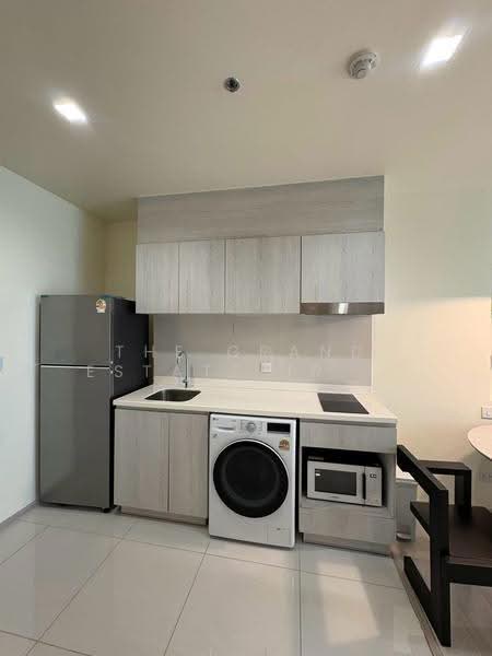 Life One Wireless, Bangkok, 1 Wireless Road, Lumphini, Pathum Wan, Bangkok, 2 Bedrooms, 45 sqm, Condo For Rent, by The Grand Estate JP Co., Ltd., 500556407 - DDproperty.com