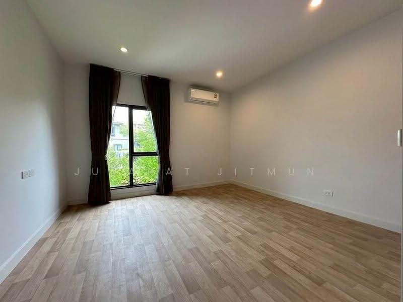 Habitia Yard Ramintra, Bangkok, Panya-intra Road, Sam Wa Tawan Tok, Khlong Sam Wa, Bangkok, 4 Bedrooms, 262 sqm, Single Detached House For Sale, by Jutarat Jitmun, 500556416 - DDproperty.com