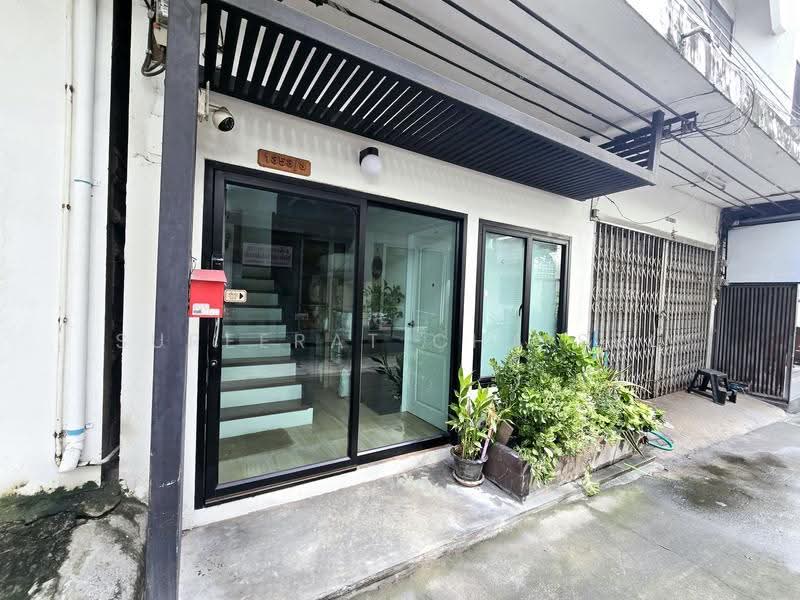 Commercial building, Bangkok, Phra Kanong Nua, Watthana, Bangkok, , 42 sqm, Shophouse For Sale, by Sureerat Chaisri, 500556441 - DDproperty.com