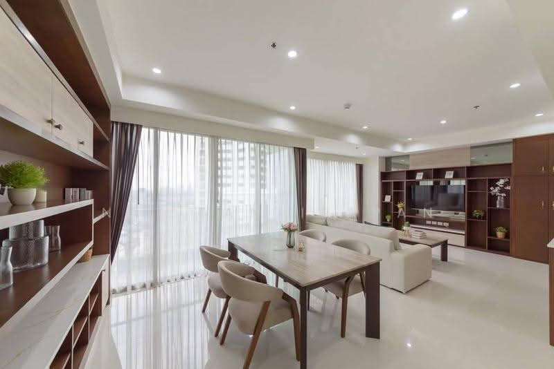 The Emporio Place, Bangkok, 93 Soi Sukhumvit 24, Sukhumvit Road, Khong Tan, Khlong Toei, Bangkok, 2 Bedrooms, 108 sqm, Condo For Sale, by Nat Tantirapan, 500556474 - DDproperty.com