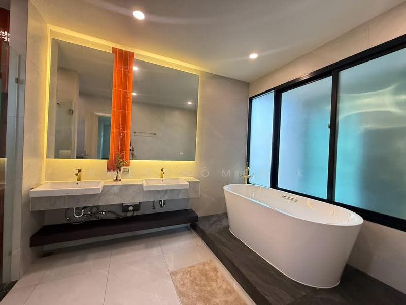 The Master Ratchapruek-Maha Chesadabodindranusorn Bridge, Nonthaburi, Yotha Thikan Road, Bang Krang, Muang Nonthaburi, Nonthaburi, 3 Bedrooms, 423 sqm, Single Detached House For Rent, by SweetHomeBKK, 500556479 - DDproperty.com