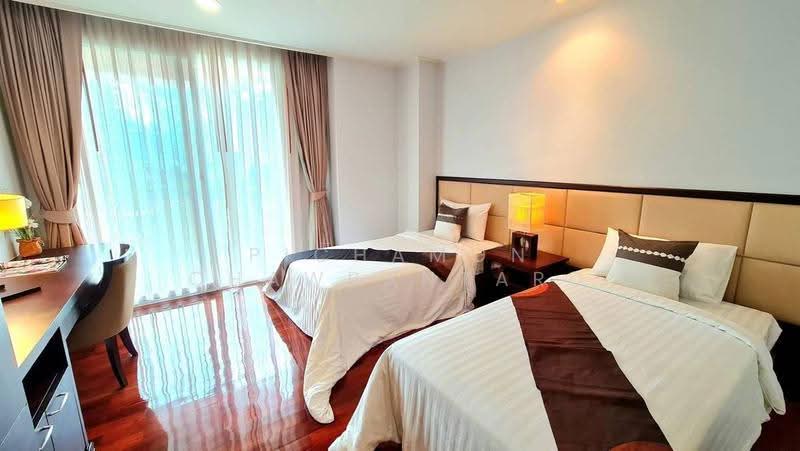 Piyathip Place, Bangkok, 24 Soi Prommitr, Khlong Tan Nua, Watthana, Bangkok, 2 Bedrooms, 160 sqm, Apartment For Rent, by Pichamon Chawbantard, 500556546 - DDproperty.com