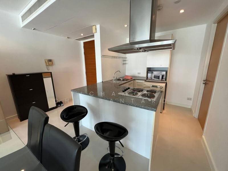 Fullerton Sukhumvit, Bangkok, Sukhumvit Road, Khlong Tan Nua, Watthana, Bangkok, 2 Bedrooms, 96 sqm, Condo For Rent, by Pichamon Chawbantard, 500556558 - DDproperty.com