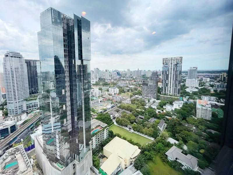 The Esse Sukhumvit 36, Bangkok, Soi Sukhumvit 36, Sukhumvit Road, Phra Kanong, Khlong Toei, Bangkok, 1 Bedroom, 43 sqm, Condo For Rent, by Pichamon Chawbantard, 500556585 - DDproperty.com
