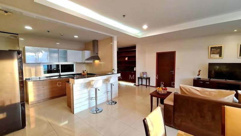 Piyathip Place, Bangkok, 24 Soi Prommitr, Khlong Tan Nua, Watthana, Bangkok, 3 Bedrooms, 289 sqm, Apartment For Rent, by Pichamon Chawbantard, 500556601 - DDproperty.com