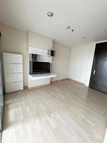 Rhythm Ratchada, Bangkok, 558 Ratchadaphisek Road, Samsen Nok, Huai Khwang, Bangkok, 1 Bedroom, 47 sqm, Condo For Sale, by Pichamon Chawbantard, 500556609 - DDproperty.com