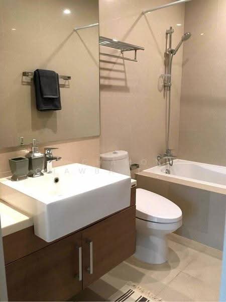 Noble Refine, Bangkok, Soi Sukhumvit 26, Sukhumvit Road, Khong Tan, Khlong Toei, Bangkok, 1 Bedroom, 50 sqm, Condo For Rent, by Pichamon Chawbantard, 500556611 - DDproperty.com