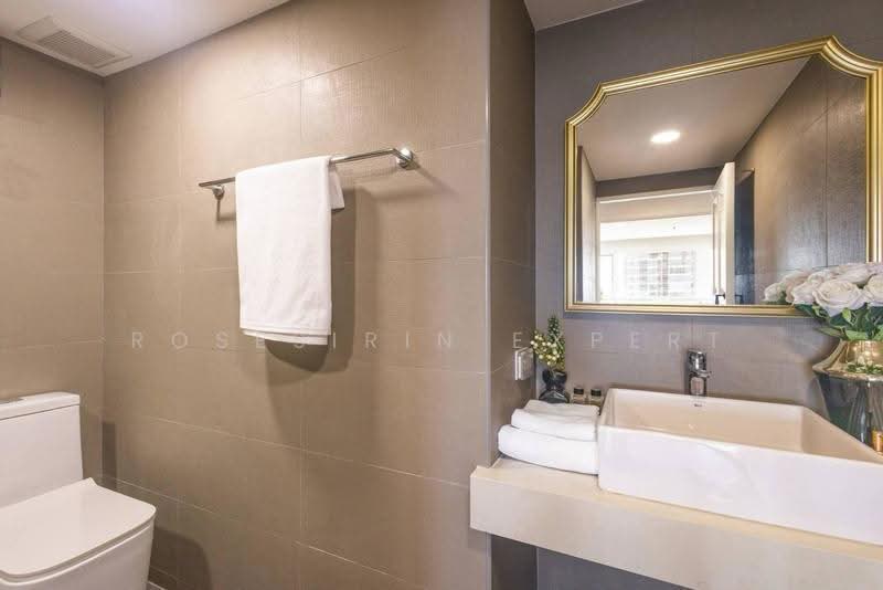 Sukhumvit Suite, Bangkok, 19 Soi Sukhumvit 13, Khlongtoei Nua, Watthana, Bangkok, 3 Bedrooms, 200 sqm, Condo For Rent, by Rosesirin Expert, 500556701 - DDproperty.com
