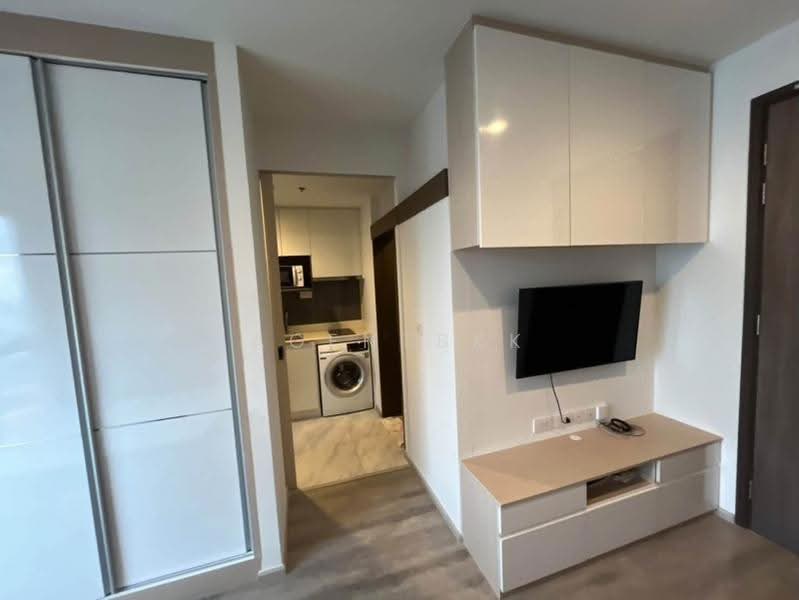 IDEO Mobi Asoke, Bangkok, New Petchaburi Road, Bang Kapi, Huai Khwang, Bangkok, Studio, 28 sqm, Condo For Rent, by Agentbkk, 500556720 - DDproperty.com