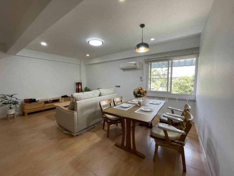 Royal Park Condominium, Bangkok, 41 Soi Phahonyothin 8, Samsen Nai, Phaya Thai, Bangkok, 3 Bedrooms, 223 sqm, Condo For Sale, by Connex Property, 500556721 - DDproperty.com