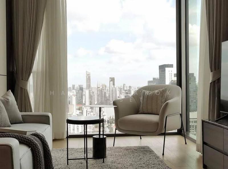 28 Chidlom, Bangkok, 28 Chit Lom Alley, Lumphini, Pathum Wan, Bangkok, 1 Bedroom, 44 sqm, Condo For Rent, by Hathaichanok Saenset, 500556737 - DDproperty.com