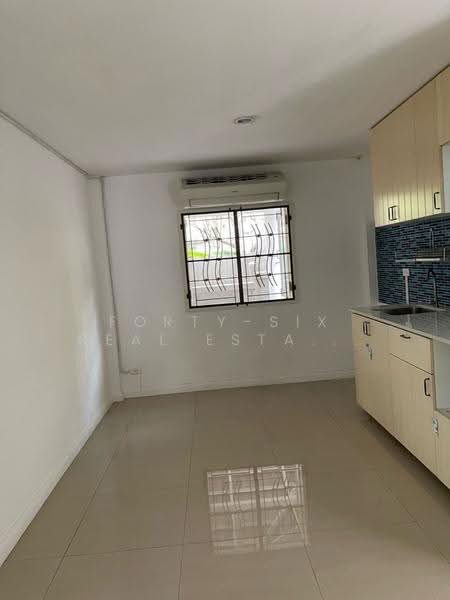 Chuan Chuen Park Onnut-Wongwaen, bangkok, Kanchanaphisek Road, Prawet, Bangkok, 3 Bedrooms, 228 sqm, Single Detached House For Rent, by Forty-Six Real Estate Group, 500556744 - DDproperty.com