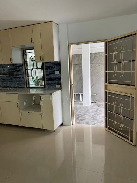 Chuan Chuen Park Onnut-Wongwaen, bangkok, Kanchanaphisek Road, Prawet, Bangkok, 3 Bedrooms, 228 sqm, Single Detached House For Rent, by Forty-Six Real Estate Group, 500556744 - DDproperty.com