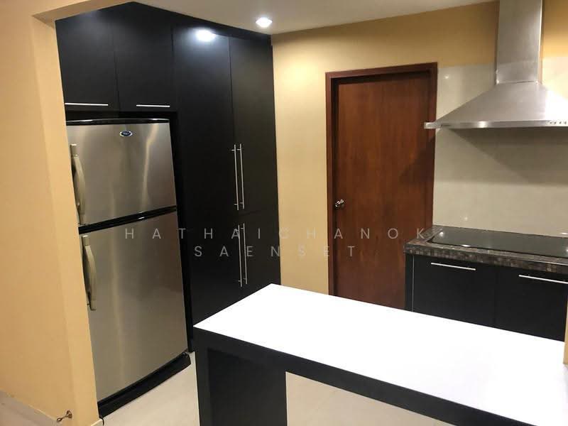 Baan Phrom Phong, Bangkok, Soi Sukhumvit 39, Khlong Tan Nua, Watthana, Bangkok, 2 Bedrooms, 105 sqm, Condo For Rent, by Hathaichanok Saenset, 500556747 - DDproperty.com