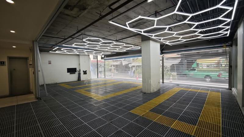 Prime Auto Showroom & Service Center for Rent near China Town Near MRT, Bangkok, ไมตรีจิตร, Pom Prap, Pom Prap Sattru Phai, Bangkok, , 1,685 sqm, Retail Space For Rent, by คุณ น๊อก, 500556781 - DDproperty.com