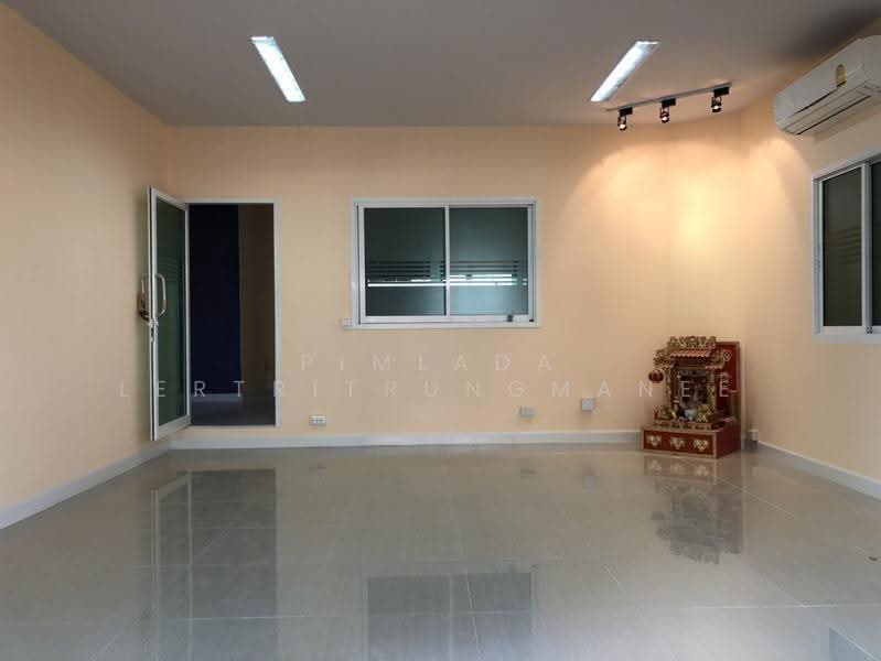 ขายบ้านเดี่ยว 2 ชั้น หมู่บ้าน ธารารมณ์ อยู่ในซอย รามคำแหง 150, Bangkok, Hua Mak, Bang Kapi, Bangkok, 4 Bedrooms, 260 sqm, Single Detached House For Sale, by Pimlada Lertritrungmanee, 500556784 - DDproperty.com