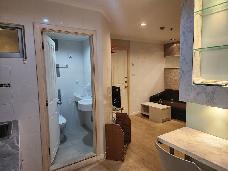 Lumpini Place Ratchayothin, Bangkok, 1484 Phahonyothin Road, Chan Kasem, Chatuchak, Bangkok, 1 Bedroom, 29 sqm, Condo For Rent, by ที่ทางอสังหา 065-925-3163, 500556790 - DDproperty.com