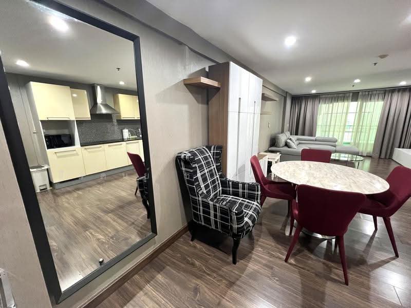 Silom City Resort, Bangkok, 25 Phiphat 2, Silom, Bang Rak, Bangkok, 2 Bedrooms, 102 sqm, Condo For Sale, by ธีรดนย์ ชาวปากน้ำ, 500556820 - DDproperty.com