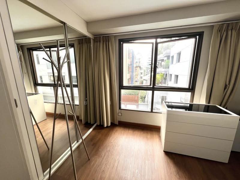 Silom City Resort, Bangkok, 25 Phiphat 2, Silom, Bang Rak, Bangkok, 2 Bedrooms, 102 sqm, Condo For Sale, by ธีรดนย์ ชาวปากน้ำ, 500556820 - DDproperty.com