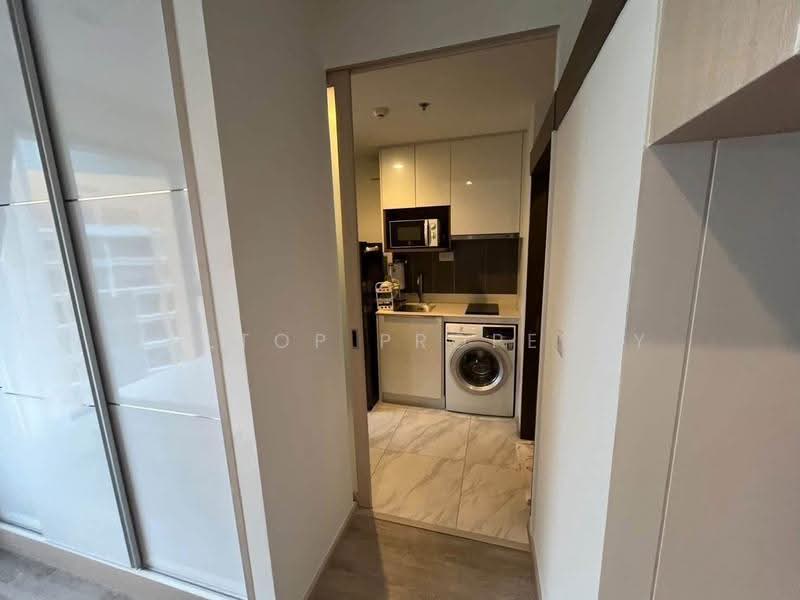 IDEO Mobi Asoke, Bangkok, New Petchaburi Road, Bang Kapi, Huai Khwang, Bangkok, 1 Bedroom, 28 sqm, Condo For Rent, by Holtop Property, 500556840 - DDproperty.com