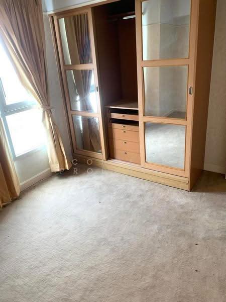 Lumpini Place Water Cliff, Bangkok, Soi Sathu Pradit 19 Yeak 10, Chong Nonsi, Yan Nawa, Bangkok, 2 Bedrooms, 57 sqm, Condo For Sale, by Connex Property, 500556950 - DDproperty.com