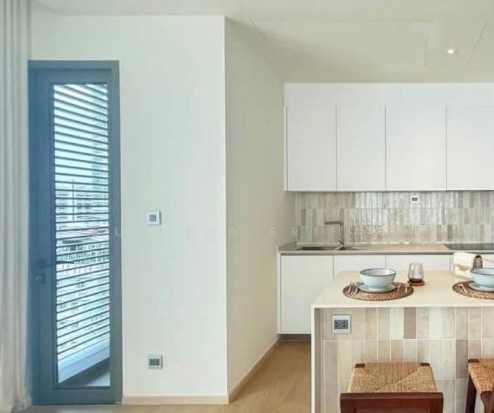 The Strand Thonglor, Bangkok, 36 Soi Sukhumvit 55, Khlong Tan Nua, Watthana, Bangkok, 2 Bedrooms, 91 sqm, Condo For Sale, by Bussara Sri-At, 500557013 - DDproperty.com
