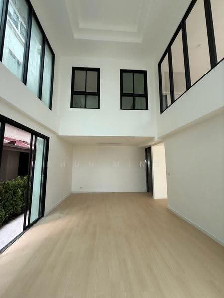 4-Storey Office Building at Regent Ratchada Newly renovated | Soi Sahakarnpramoon(SPSMG223), Bangkok, ซอยสหการประมูล, Wang Thonglang, Bangkok, , 601 sqm, Office Space For Rent, by Khun Ming, 500557034 - DDproperty.com