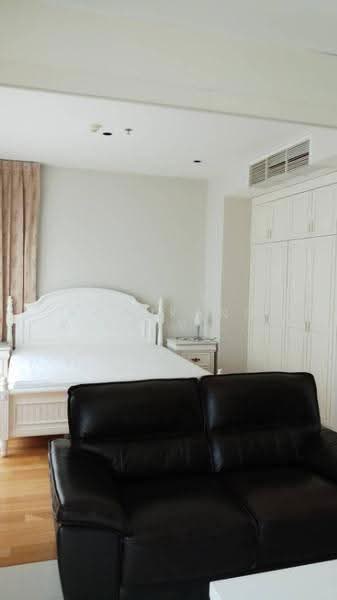 The Emporio Place, bangkok, 93 Soi Sukhumvit 24, Sukhumvit Road, Khong Tan, Khlong Toei, Bangkok, 1 Bedroom, 47 sqm, Condo For Rent, by Kornkanok Sonvichai, 500557124 - DDproperty.com