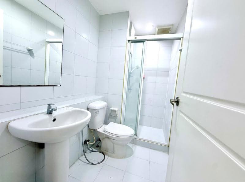 Elements Srinakarin, Bangkok, 43-1 Soi Supaphong 3, Intersection 4, Srinakarin Road, Nong Bon, Prawet, Bangkok, 1 Bedroom, 40 sqm, Condo For Sale, by The Best Property อร, 500557211 - DDproperty.com