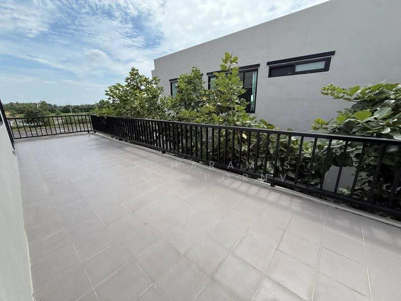 undefined, Bangkok, Lam Pla Tiew, Lat Krabang, Bangkok, 4 Bedrooms, 300 sqm, Single Detached House For Rent, by Patcharames Pattharapornviboon, 500557216 - DDproperty.com