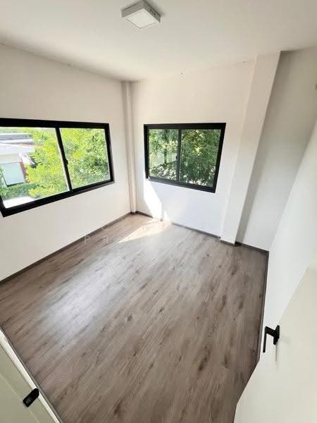 Grande Pleno Ramintra-Wongwaen 2, Bangkok, Thai Ramman Road, Sam Wa Tawan Tok, Khlong Sam Wa, Bangkok, 3 Bedrooms, 140 sqm, Townhouse For Sale, by Connex Property, 500557231 - DDproperty.com