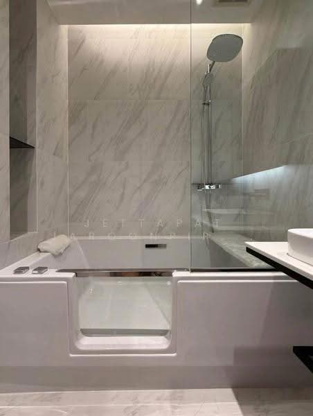 The Room Sukhumvit 38, Bangkok, Soi Sukhumvit 38, Phra Kanong, Khlong Toei, Bangkok, 1 Bedroom, 45 sqm, Condo For Rent, by Jettapat Jaroonpipatkun, 500557243 - DDproperty.com