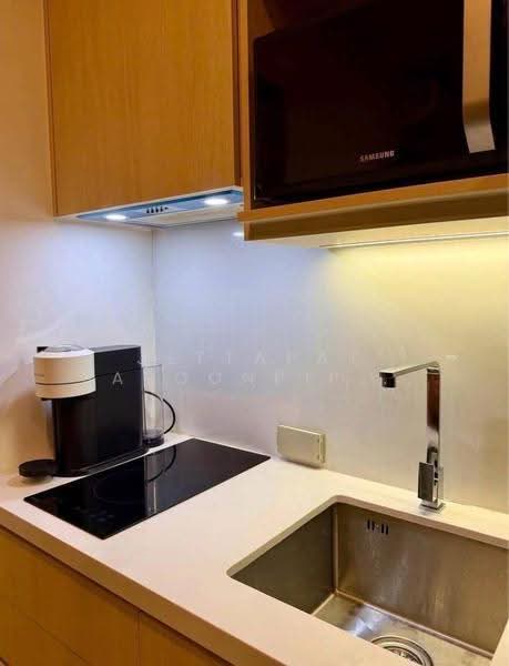 Noble State 39, Bangkok, 35 Soi Sukhumvit 39, Khlong Tan Nua, Watthana, Bangkok, 1 Bedroom, 43 sqm, Condo For Rent, by Jettapat Jaroonpipatkun, 500557257 - DDproperty.com