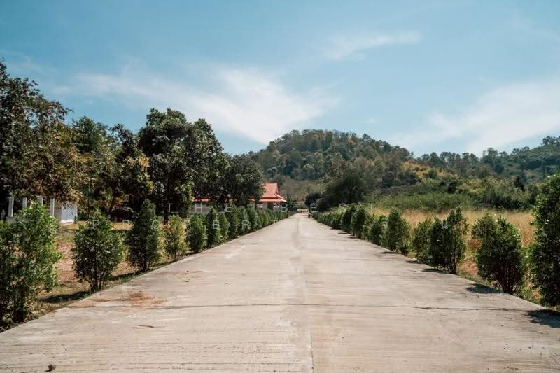 รีสอร์ทพร้อมที่ดินแก่งคอย สระบุรี, Saraburi, Cha Om, Kaeng Khoi, Saraburi, 10+ Bedrooms, 150 sqm, Single Detached House For Sale, by The Best Property จินนี่, 500557265 - DDproperty.com