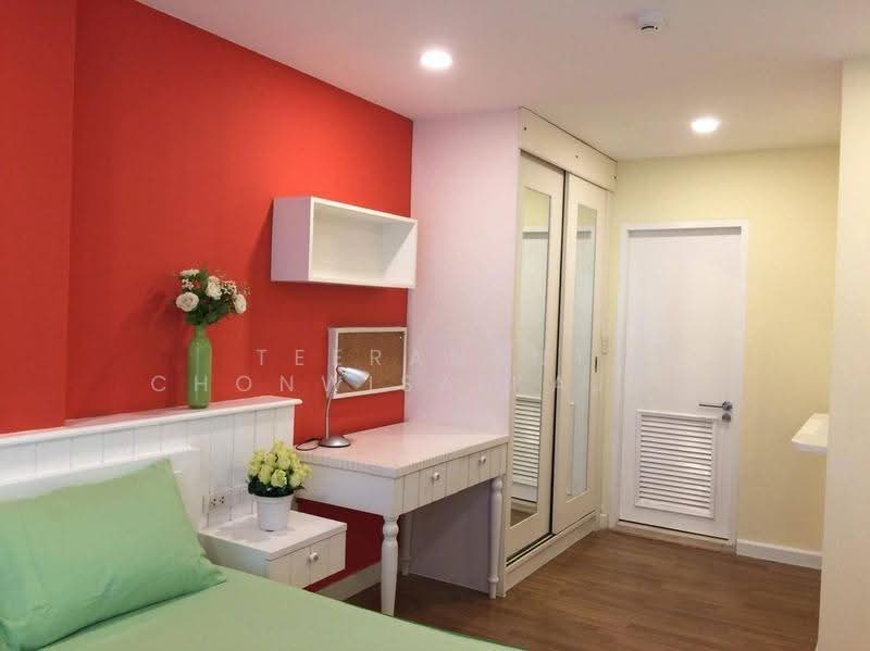 The Clover Thonglor Residence, Bangkok, Soi Sukhumvit 55, Khlong Tan Nua, Watthana, Bangkok, 1 Bedroom, 36 sqm, Condo For Rent, by Teeranant Chonwisaikajon, 500557285 - DDproperty.com