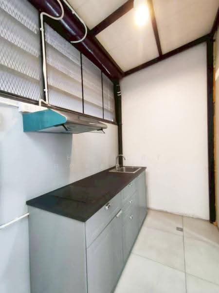 Pruksa Ville 102 Bangna-ABAC, Samut Prakan, Sao Thong Samakkhi Road, Bang Sao Thong, Samut Prakan, 2 Bedrooms, 100 sqm, Townhouse For Sale, by The Best Property กุ้ง, 500557287 - DDproperty.com