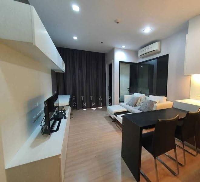Urbano Absolute Sathon-Taksin, Bangkok, 345 Charoen Nakhon 14/2 Alley, Khlong Ton Sai, Khlong San, Bangkok, 1 Bedroom, 38 sqm, Condo For Rent, by Jettapat Jaroonpipatkun, 500557319 - DDproperty.com