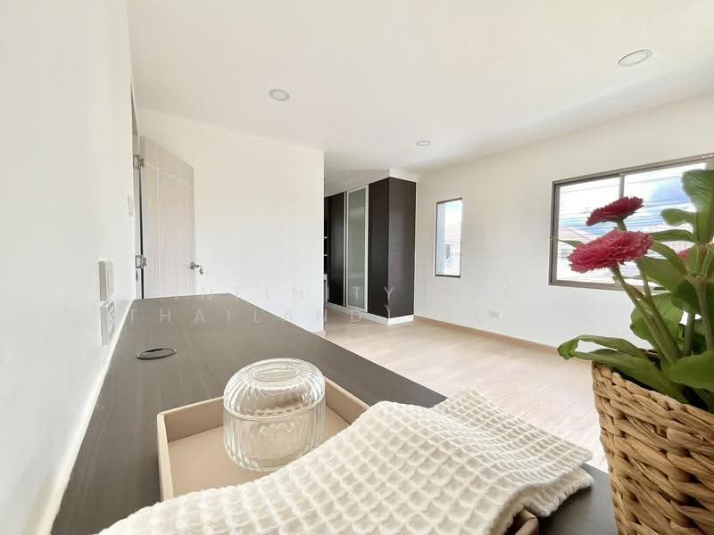 Grand Valley Sukhumvit-Nongmon Bypass, Chon Buri (Pattaya), Mhueng, Muang Chon Buri, Chon Buri (Pattaya), 4 Bedrooms, 250 sqm, Single Detached House For Sale, by Infinity EEC (Thailand) Co., Ltd., 500557378 - DDproperty.com