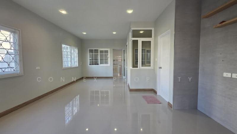 Golden City Pinklao-Charansanitwong, Nonthaburi, Bang Kruai-Sainoi Road, Bang Kruai, Nonthaburi, 4 Bedrooms, 21 sqm, Townhouse For Sale, by Connex Property, 500557379 - DDproperty.com