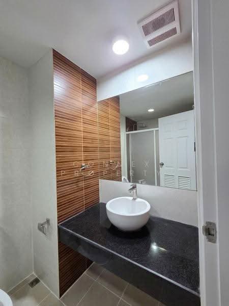 Garden Asoke-Rama 9, Bangkok, Chaturathit Road, Bang Kapi, Huai Khwang, Bangkok, 1 Bedroom, 33 sqm, Condo For Sale, by Connex Property, 500557386 - DDproperty.com