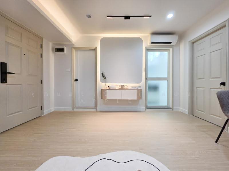 Lumpini Place Pinklao 2, Bangkok, 89 Boromarajonani Road, Arun Amarin, Bangkok Noi, Bangkok, 1 Bedroom, 35 sqm, Condo For Sale, by คุณแอปเปิ้ล (Khun Apple), 500557408 - DDproperty.com