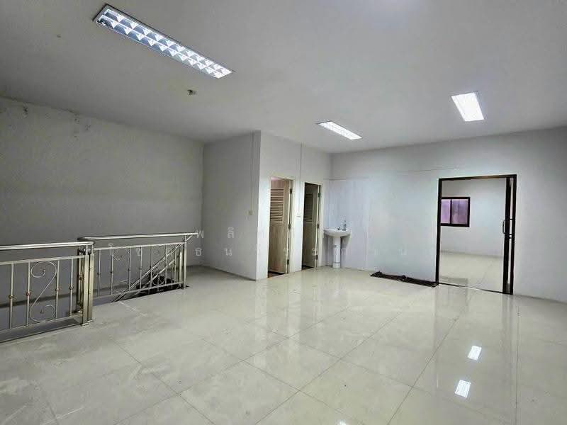 สระนารายบ้านเกาะ, นครราชสีมา, บ้านเกาะ, เมืองนครราชสีมา, นครราชสีมา, 2,600 ตร.ม., โกดัง-โรงงาน ให้เช่า, โดย พลิศภัสร์ โชคธนวีระกานต์, 500557410 - DDproperty.com